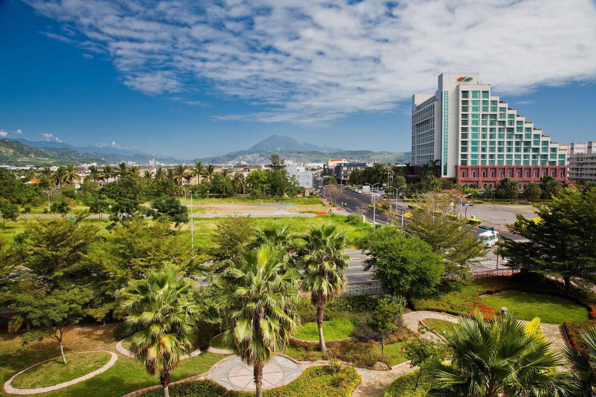 Formosan Naruwan Hotel Taitung ภายนอก รูปภาพ